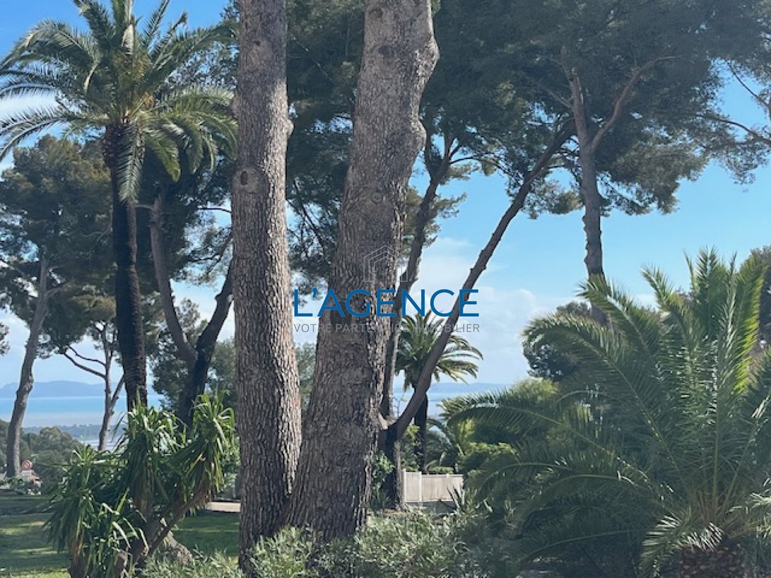 Apartment in Hyeres, Provence-Alpes-Côte d'Azur, France 2 - 17497491