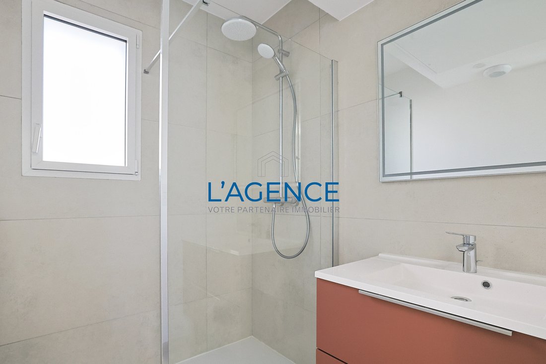 Apartment in Hyeres, Provence-Alpes-Côte d'Azur, France 5 - 17497525