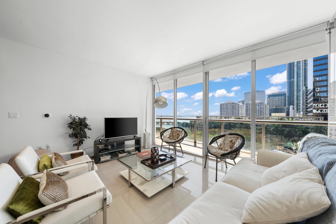 Condo in Miami, Florida, United States 2 - 17496259