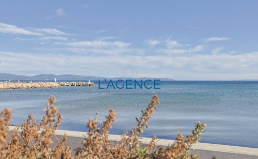 Villa en Hyères, Provenza-Alpes-Costa Azul, Francia 1
