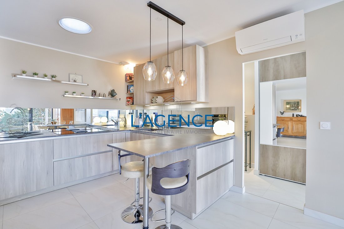 Apartment in Hyeres, Provence-Alpes-Côte d'Azur, France 5 - 17497543