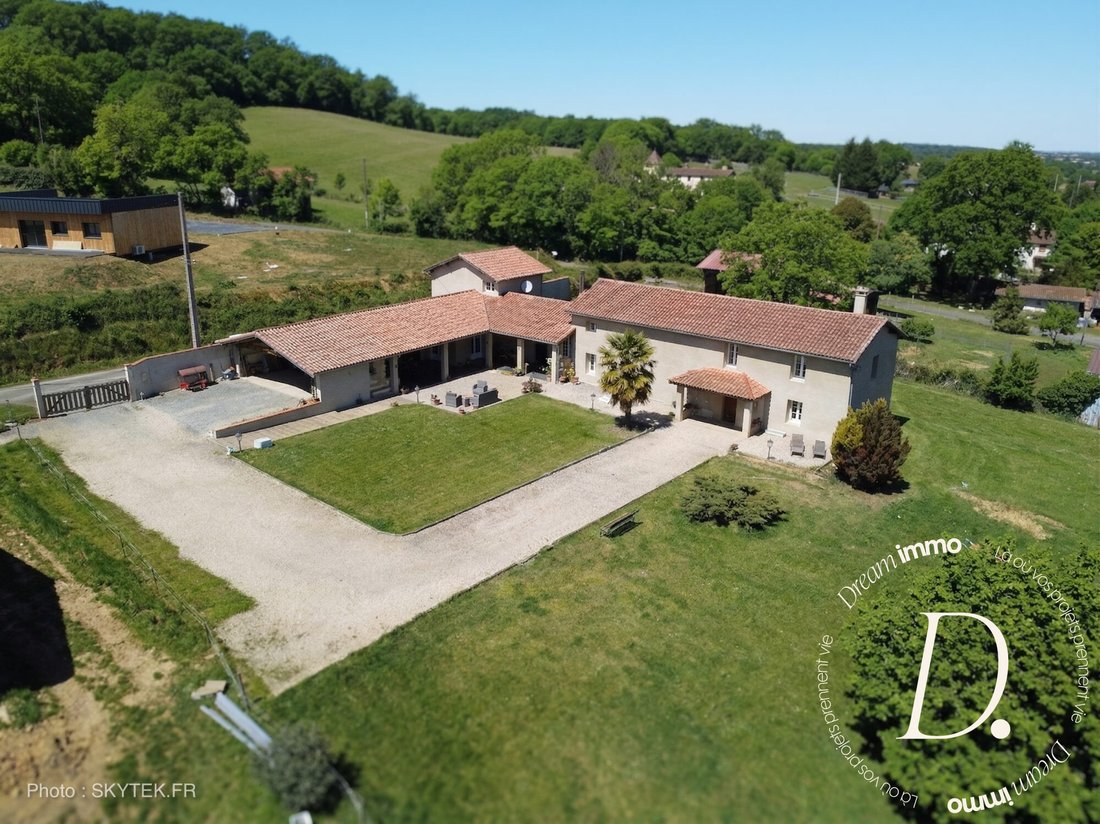 House in Estampes, Occitania, France 1 - 17498746