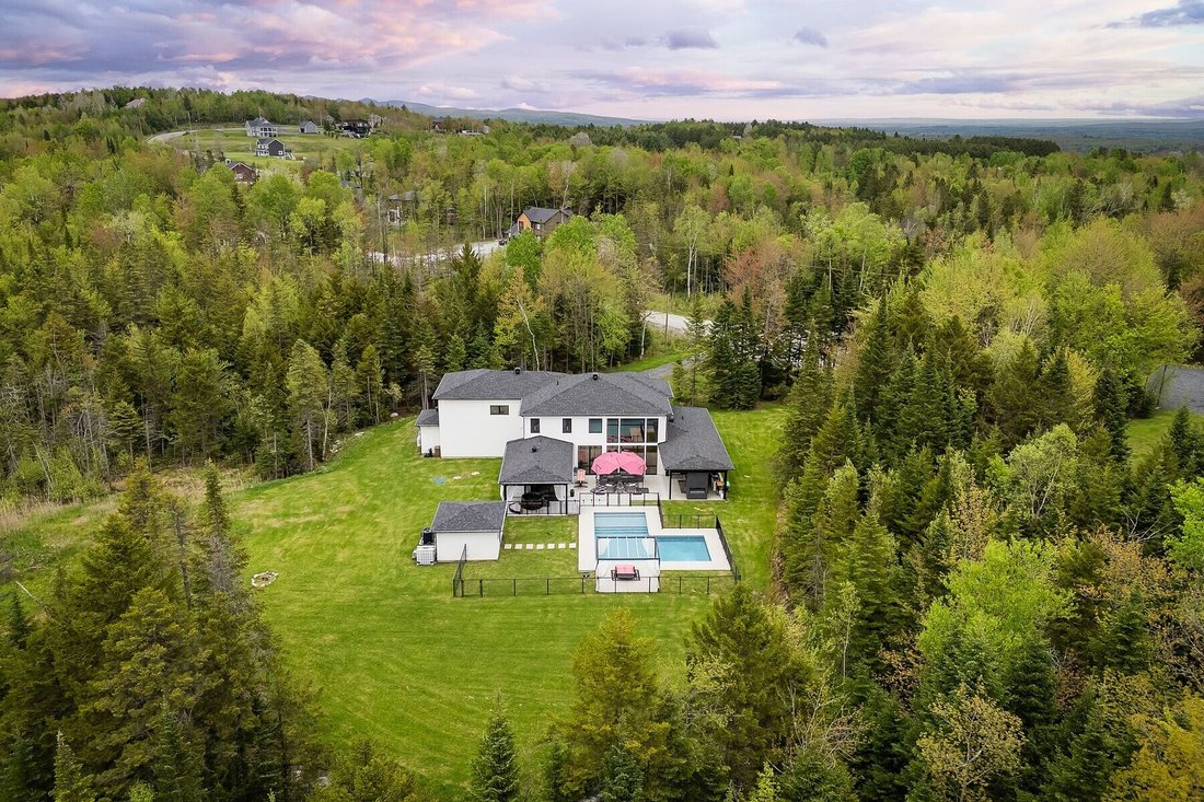 House in Ascot Corner, Quebec, Canada 5 - 17497354