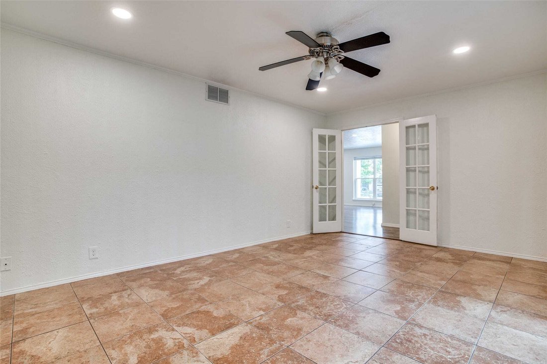 House in Dallas, Texas, United States 3 - 17498542