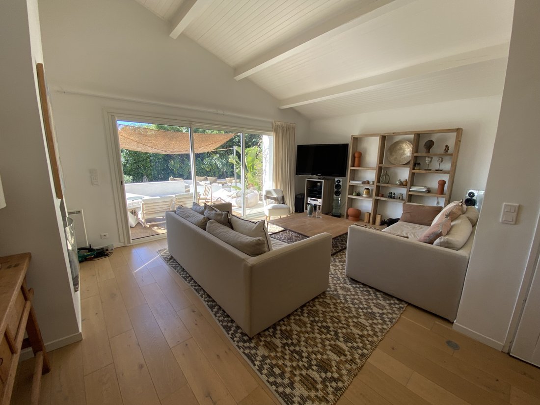 House in La Croix-Valmer, Provence-Alpes-Côte d'Azur, France 2 - 17429402