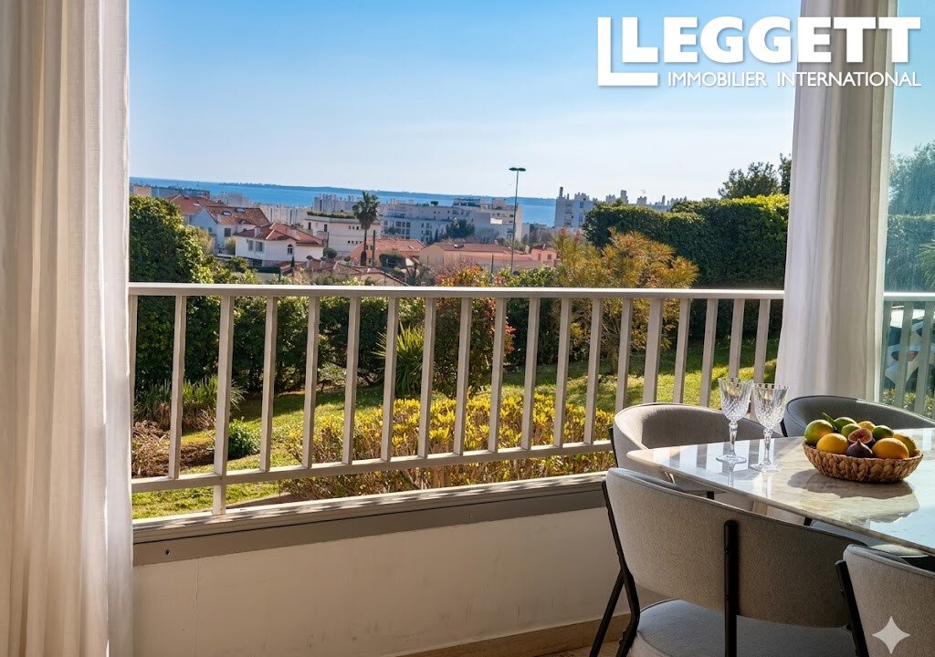 Apartment in Les Cougoulins-Rastines, Antibes, France 2 - 16475973