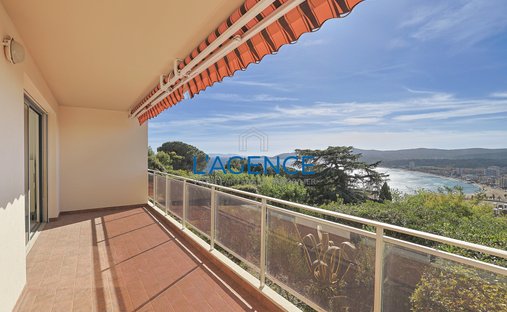 Apartment in Le Lavandou, Provence-Alpes-Côte d'Azur, France 1