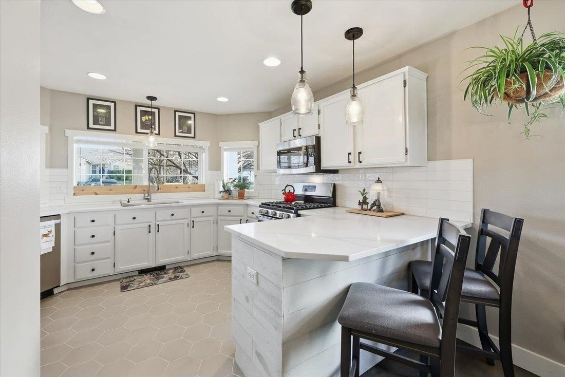 House in Spokane, Washington, United States 4 - 17495569