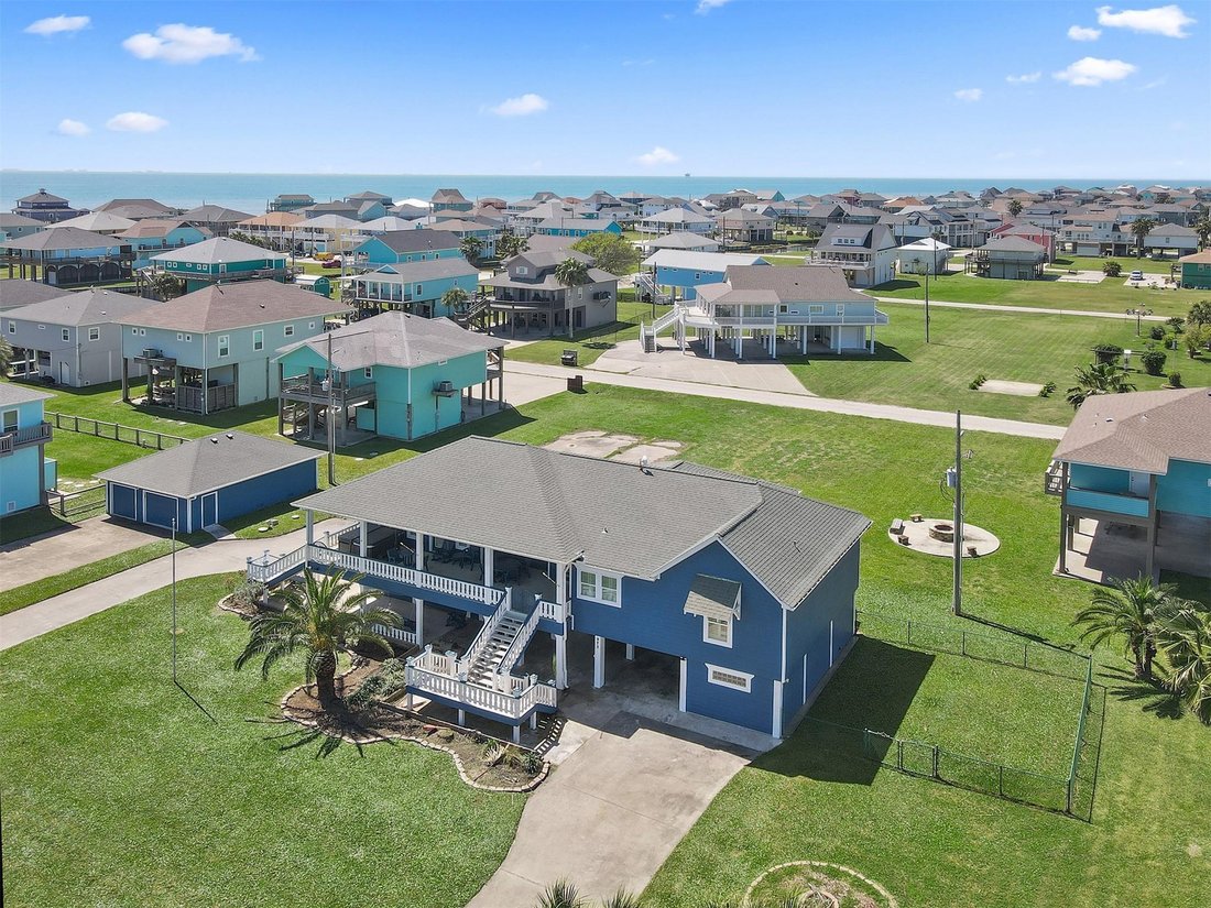 House in Bolivar Peninsula, Texas, United States 1 - 17496373