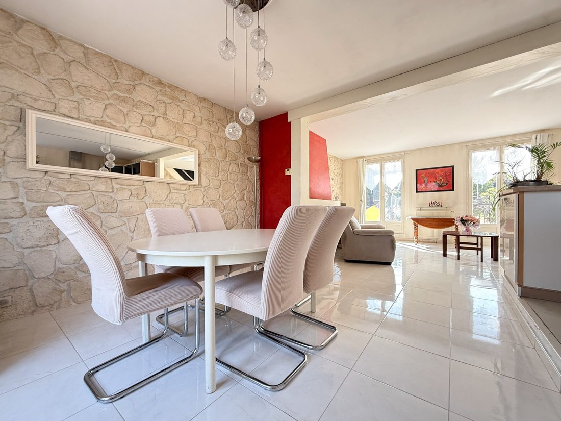 Villa in Montlhery, Ile-de-France, France 4 - 17496822
