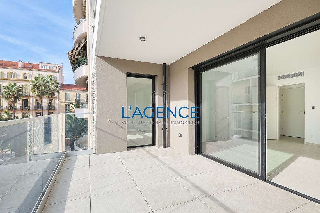 Apartment in Hyeres, Provence-Alpes-Côte d'Azur, France 1 - 17497525
