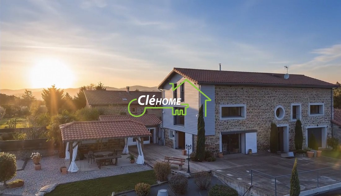 House in Saint-Clement-les-Places, Auvergne-Rhône-Alpes, France 1 - 16773906