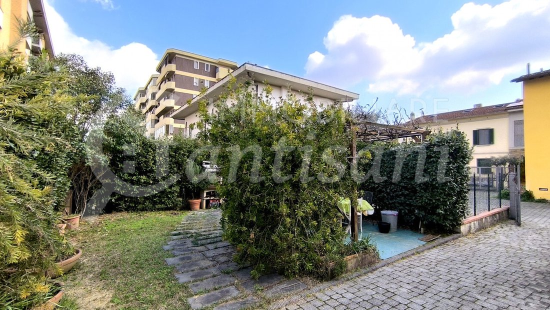 House in Isolotto, Florence, Italy 3 - 17497811