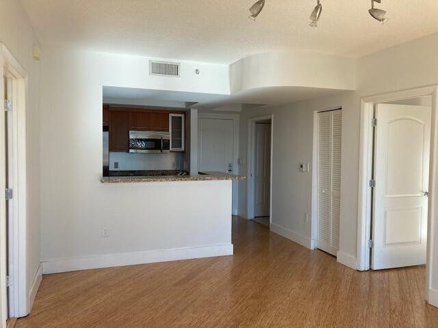 Condo in Miami Beach, Florida, United States 2 - 17410606
