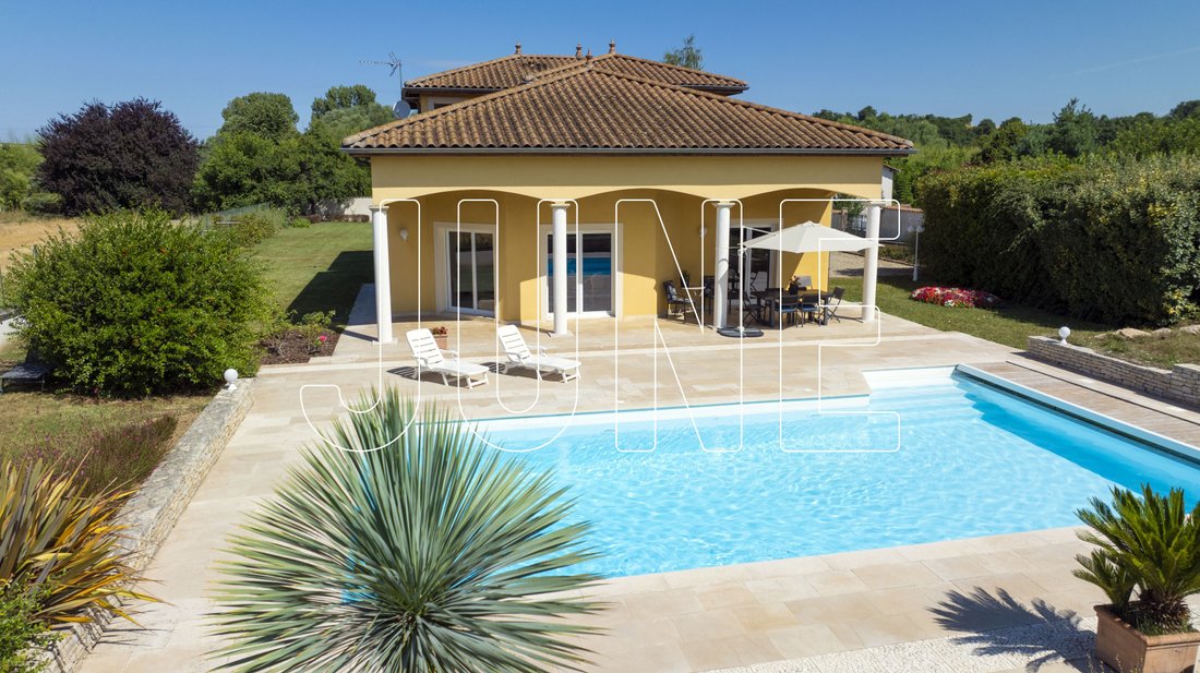 House in Chaponnay, Auvergne-Rhône-Alpes, France 3 - 17043159