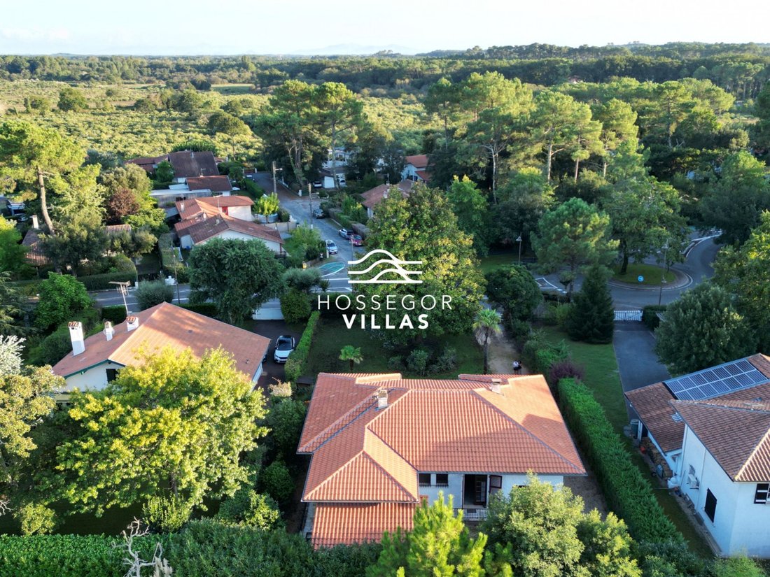 Villa in Soorts-Hossegor, Nouvelle-Aquitaine, France 1 - 16247975