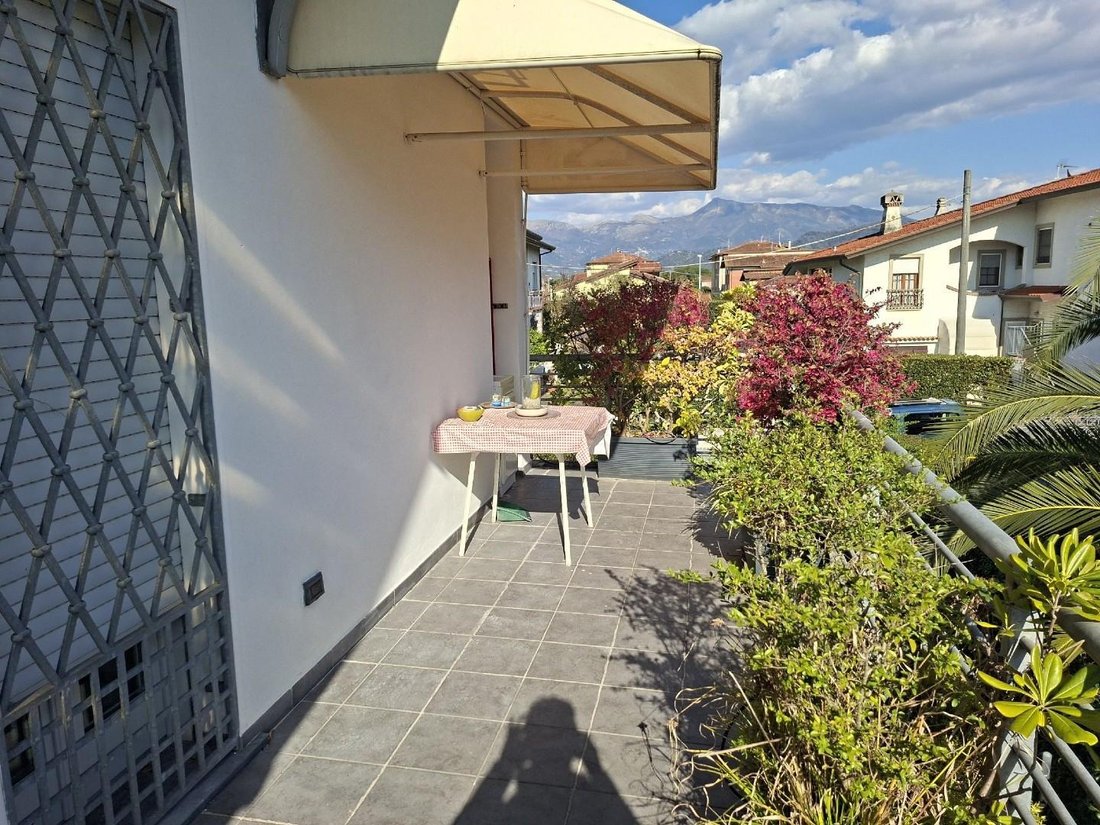 Apartment in Lido di Camaiore, Camaiore, Tuscany 3 - 17497622