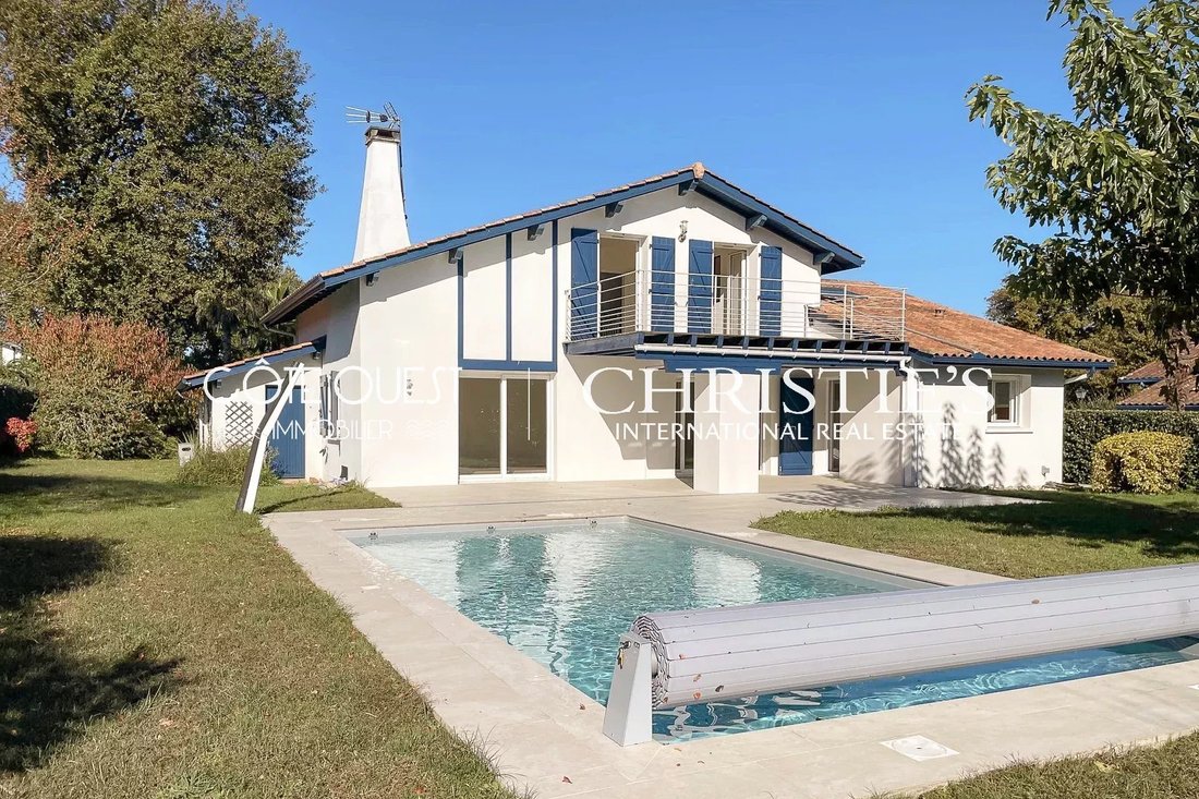Villa in Bassussarry, Nouvelle-Aquitaine, France 1 - 16975976