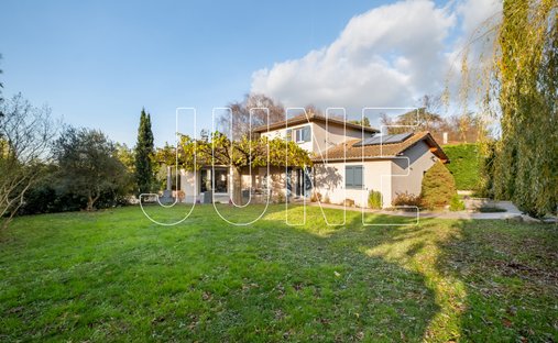 House in Marennes, Auvergne-Rhône-Alpes, France 1