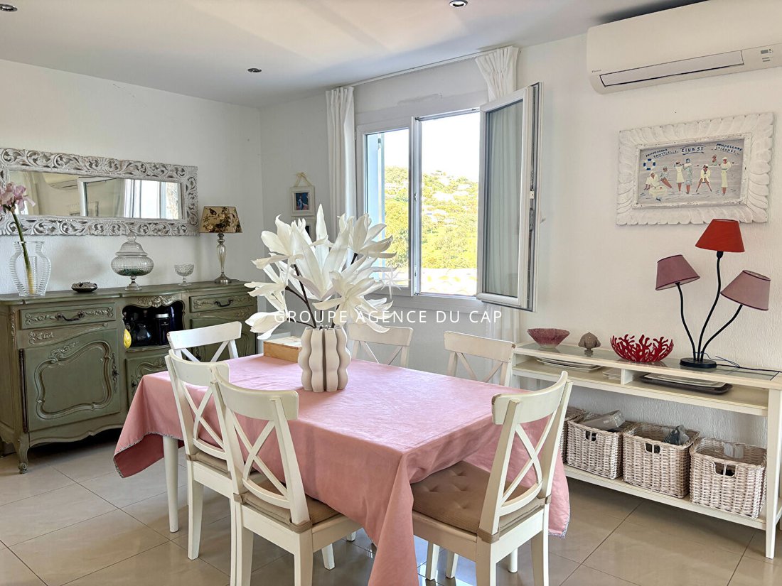 Villa in Les Issambres, Roquebrune-sur-Argens, France 5 - 17494786