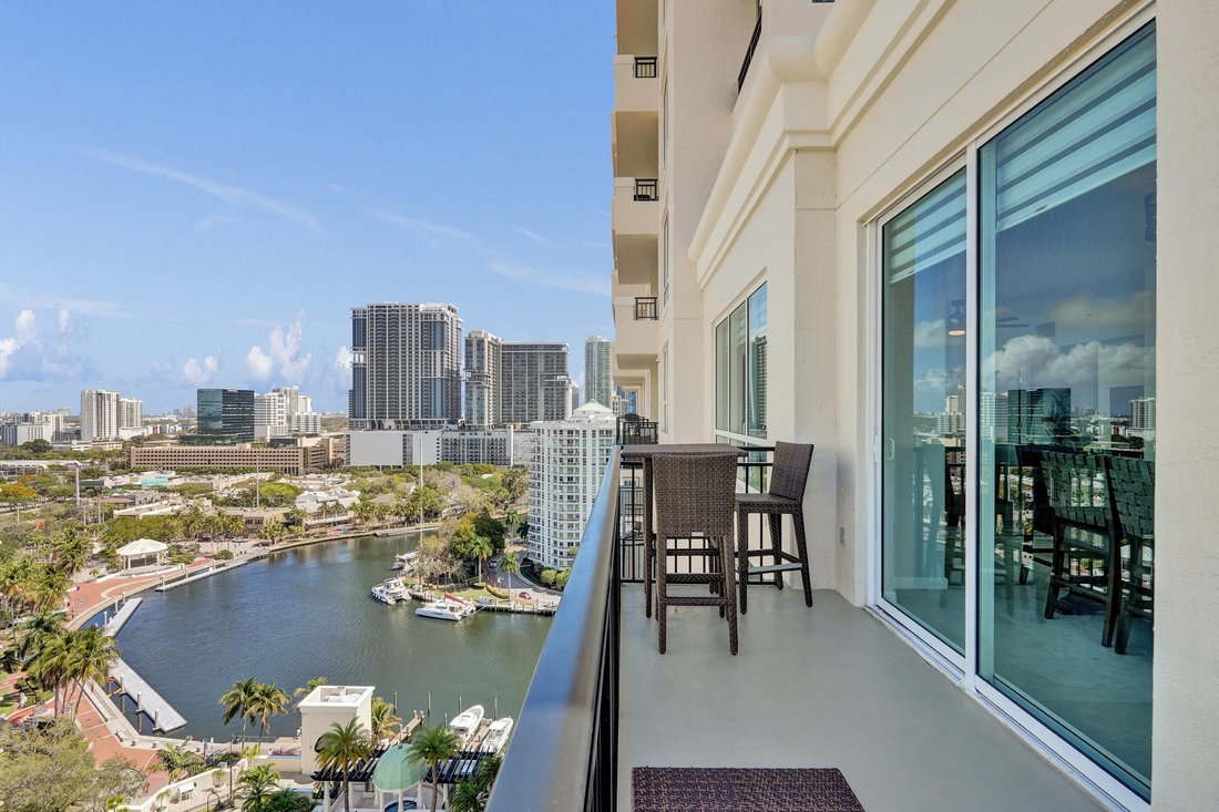 Condo in Fort Lauderdale, Florida, United States 3 - 17496192