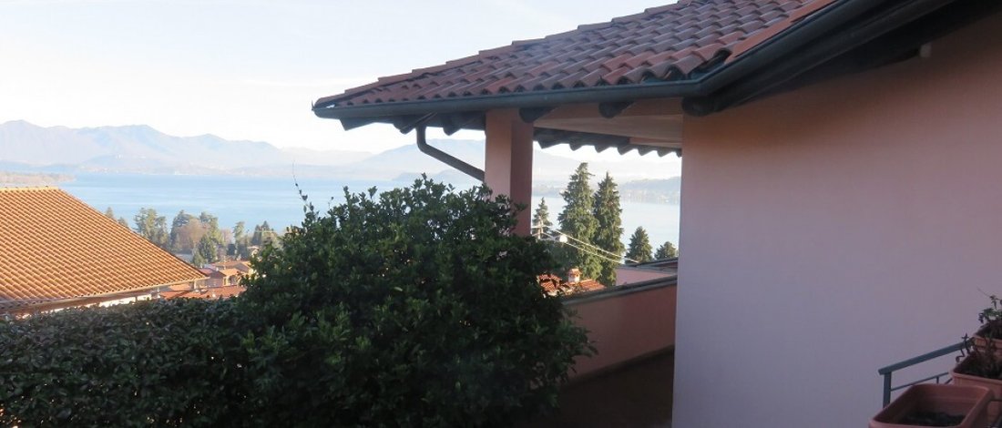 Villa en Meina, Piamonte, Italia 2 - 15359307