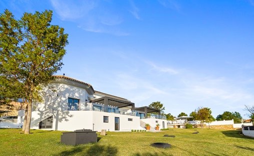 Villa in Arroyo de la Miel, Benalmadena, Andalusia 1