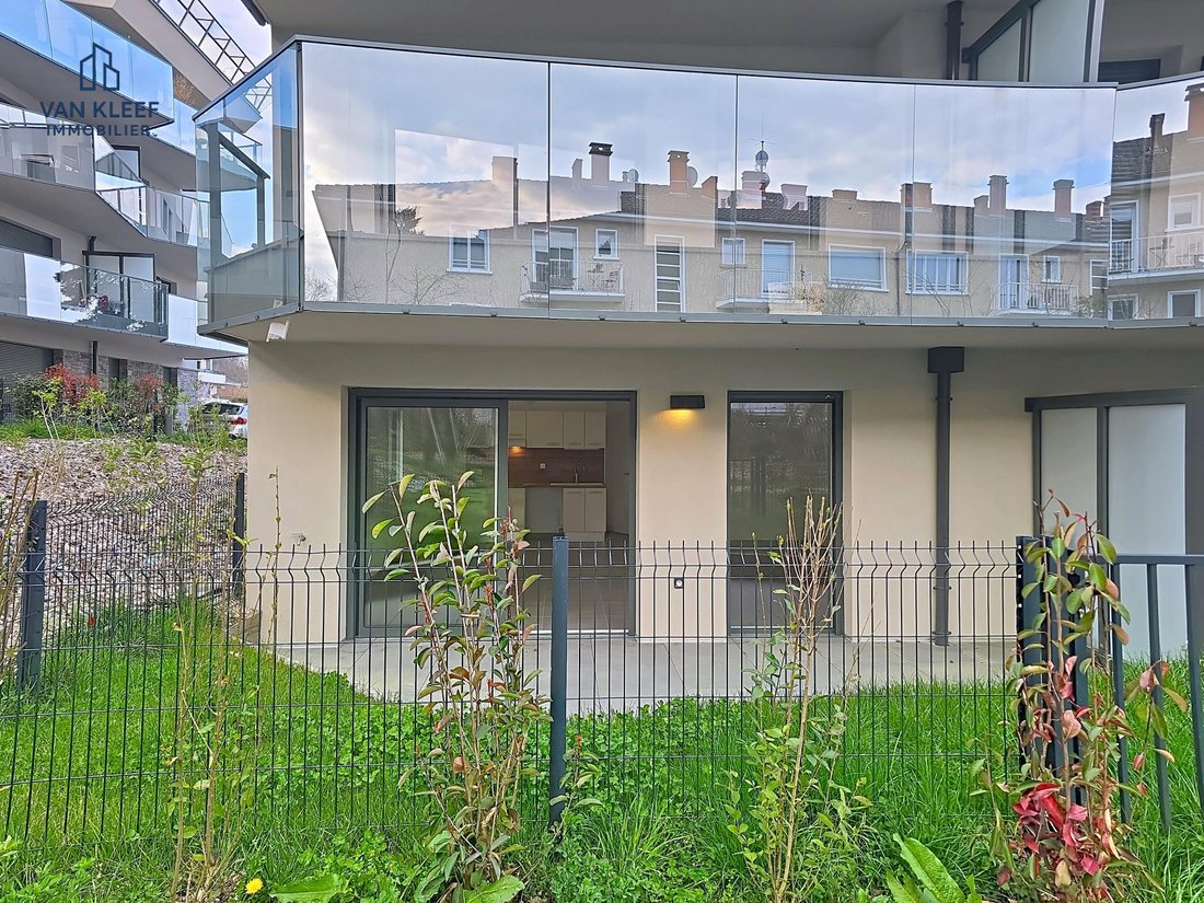 Apartment in Divonne-les-Bains, Auvergne-Rhône-Alpes, France 1 - 17062140