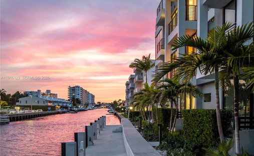 House in Golden Beach, Florida, United States 1