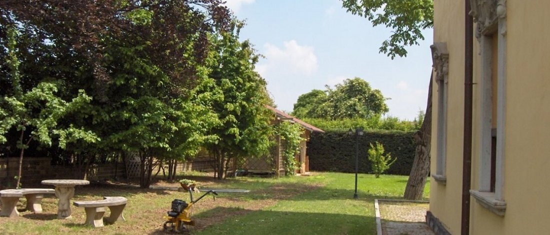 Villa in Merate, Lombardy, Italy 3 - 16220472