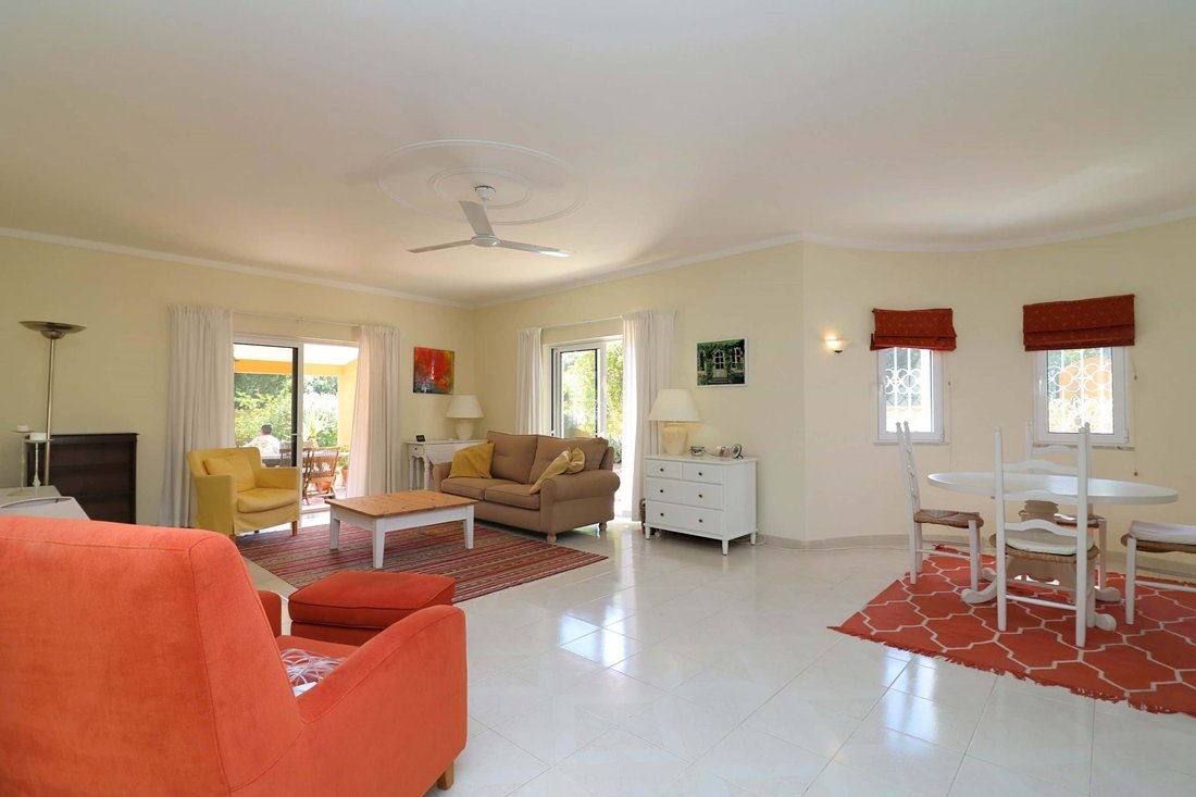 Villa in Loule (Sao Clemente), Algarve, Portugal 2 - 17495177