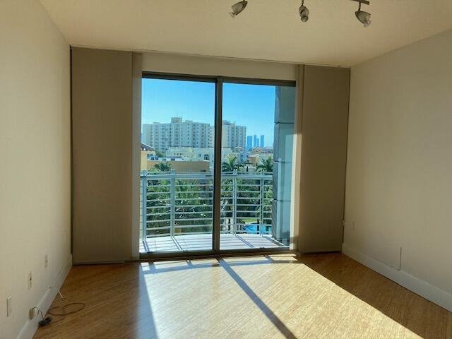 Condo in Miami Beach, Florida, United States 3 - 17410606