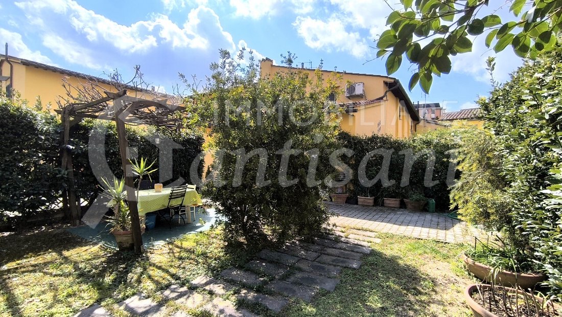House in Isolotto, Florence, Italy 2 - 17497811
