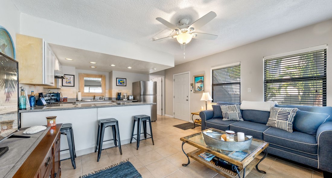 Apartment in West Bay, West Bay, Cayman Islands 2 - 17494622