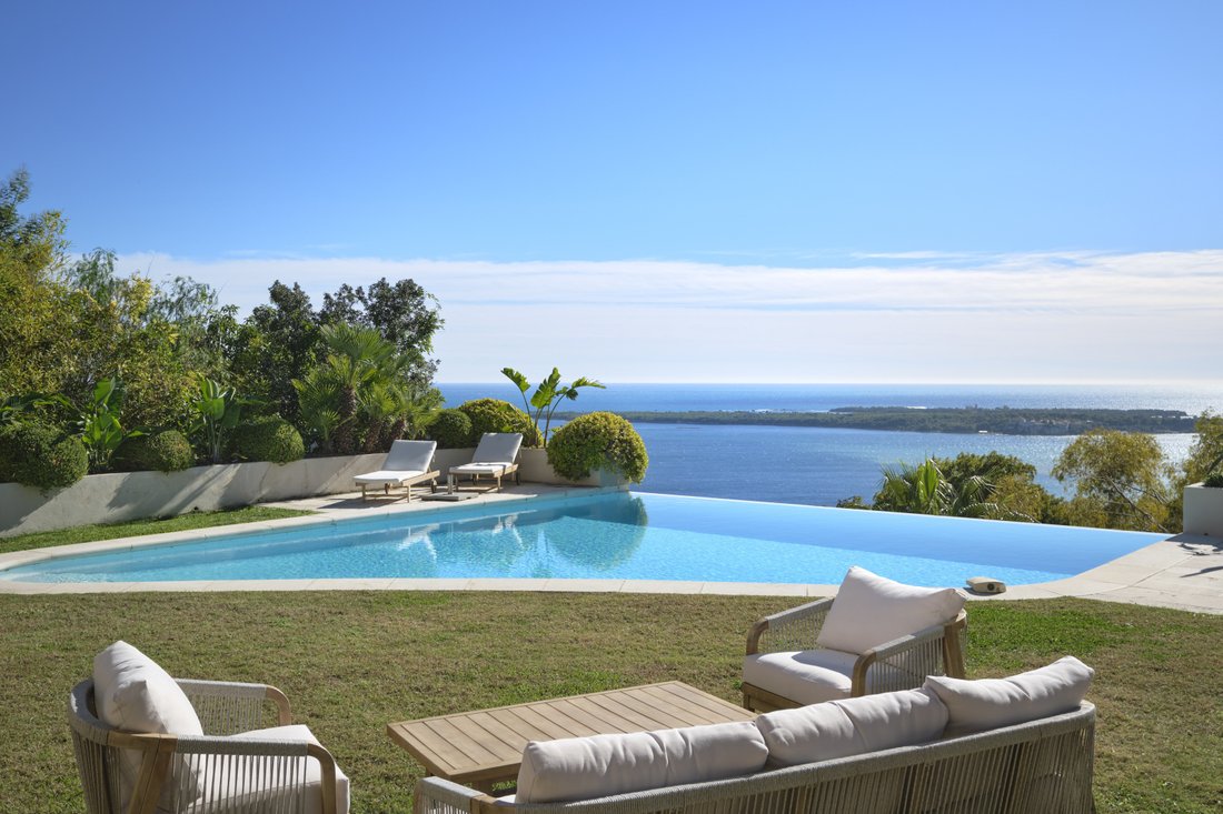 Villa in Cannes, Provence-Alpes-Côte d'Azur, France 5 - 17494142