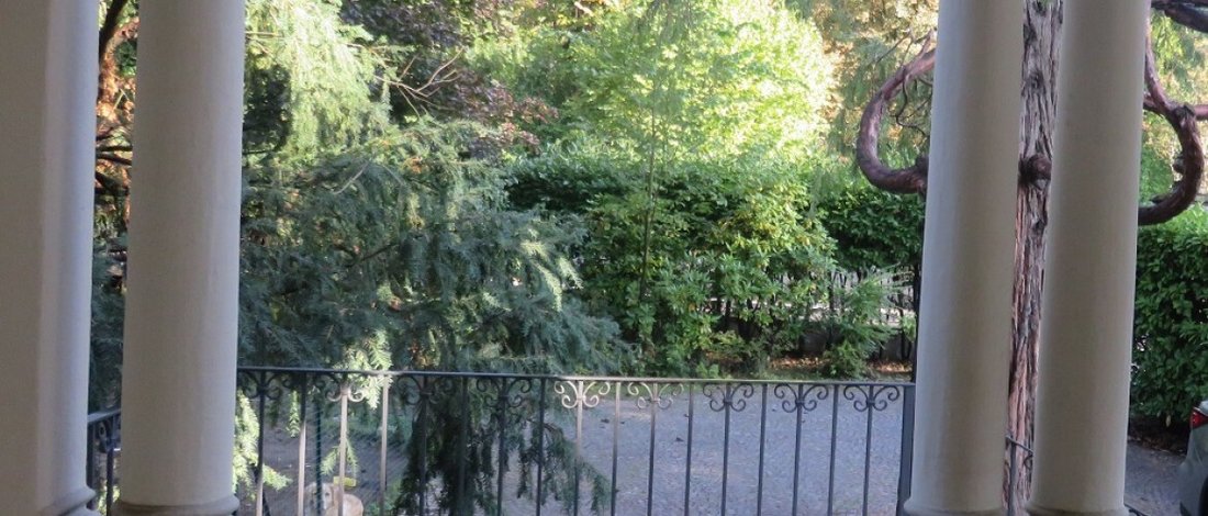 Villa in Venegono Superiore, Lombardy, Italy 1 - 15359088