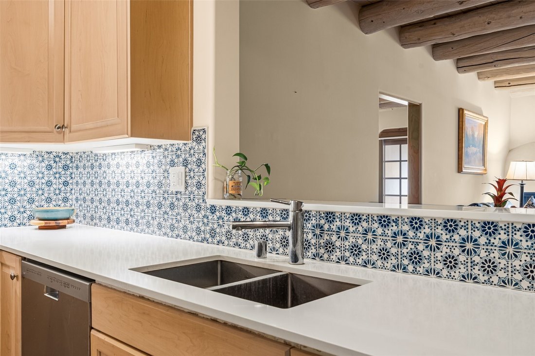 Condo in Santa Fe, New Mexico, United States 5 - 17497330