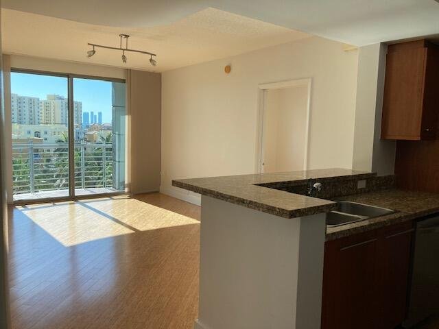 Condo in Miami Beach, Florida, United States 1 - 17410606