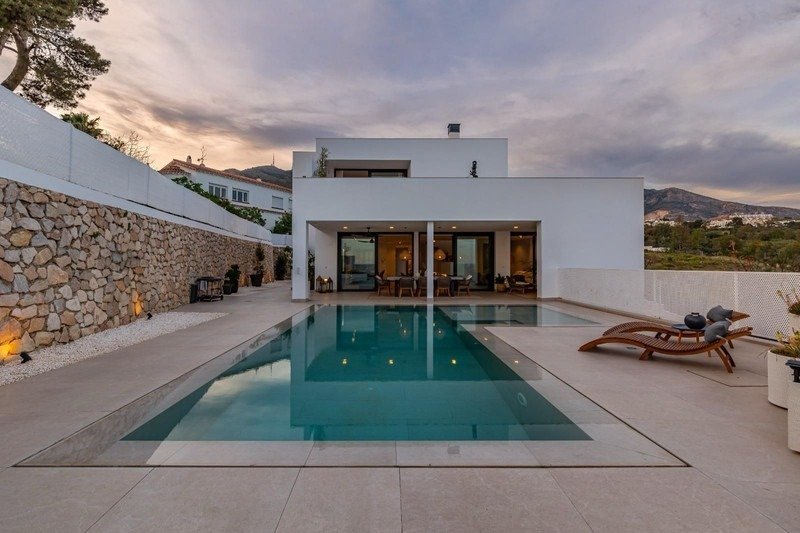 Villa in Arroyo de la Miel, Benalmadena, Andalusia 1 - 17497560