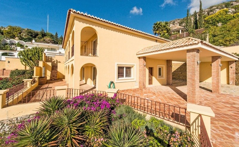 Villa in La Capellania, Benalmadena, Andalusia 1 - 17497555