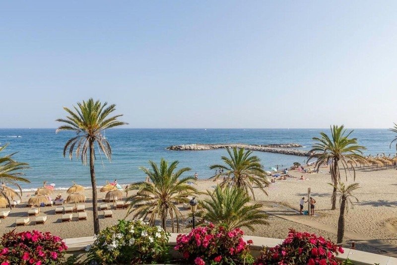 Apartment in Puerto Banus, Marbella, Spain 3 - 17497539