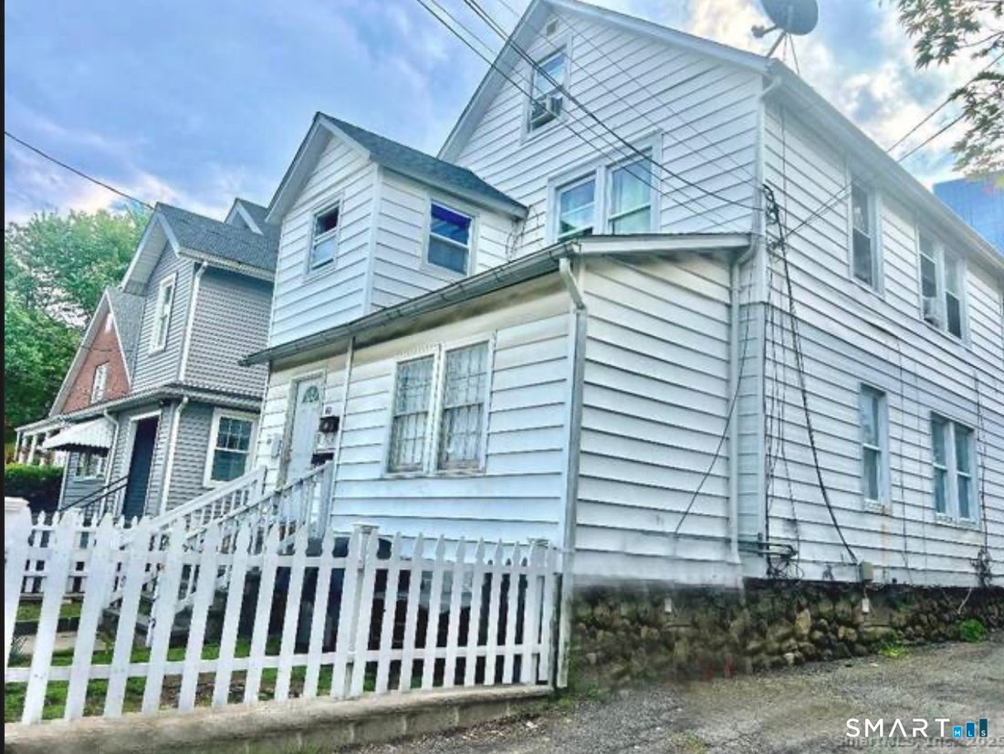 Apartment in Stamford, Connecticut, United States 1 - 17495057