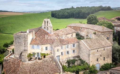 House in Lachapelle, Occitania, France 1