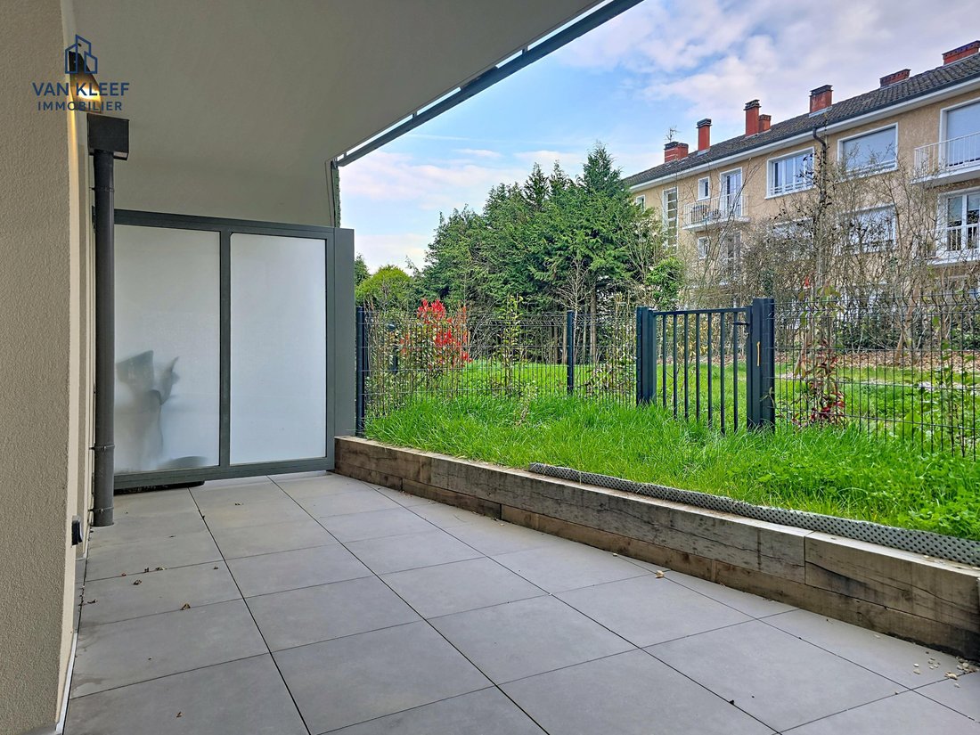 Apartment in Divonne-les-Bains, Auvergne-Rhône-Alpes, France 2 - 17062140