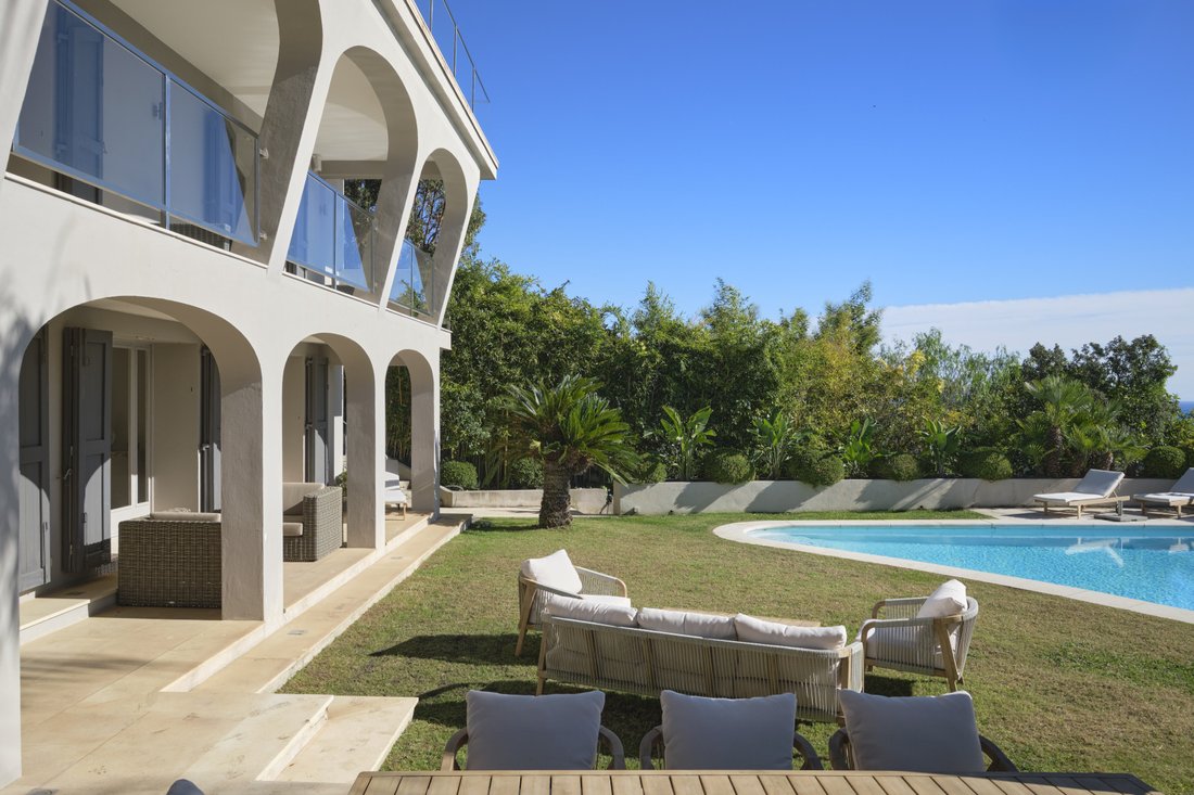 Villa in Cannes, Provence-Alpes-Côte d'Azur, France 2 - 17494142