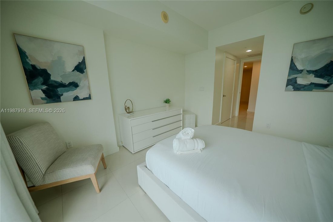 Condo in Miami, Florida, United States 5 - 17495923