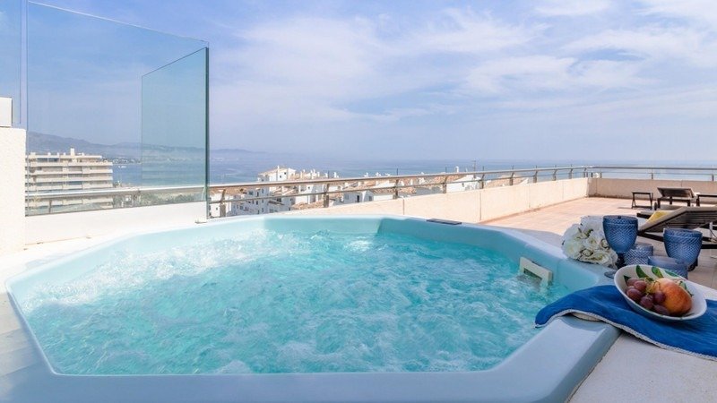Apartment in Puerto Banus, Marbella, Spain 1 - 17497523