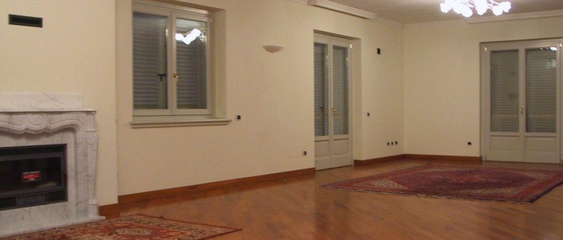 Villa in Center, Rho, Lombardy 4 - 15359405
