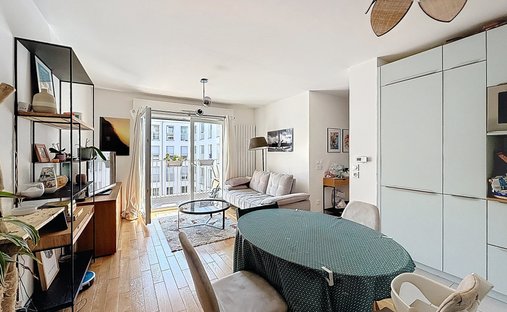 Apartment in Hôtel de Ville, Courbevoie, France 1