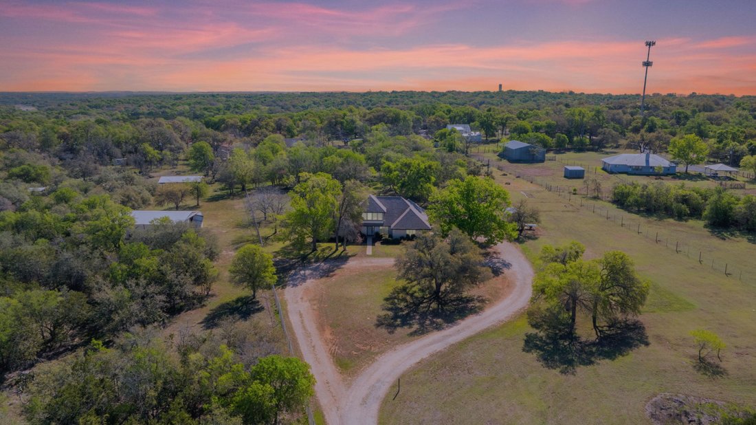 House in Buda, Texas, United States 1 - 17465354